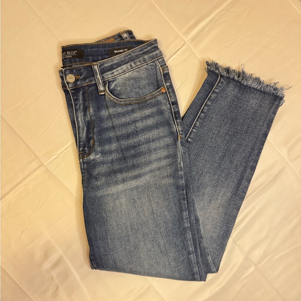 -Judy Blue Jeans Frayed Hem Size 7/28